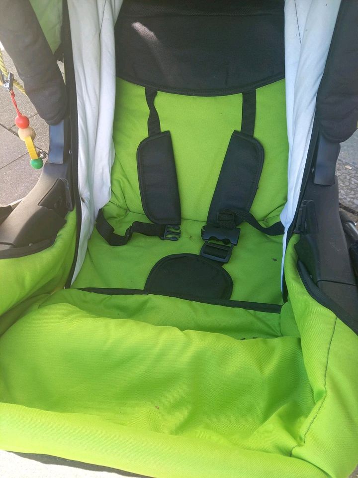 Kinderwagen in Nürtingen