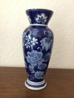 Blumenvase Vase klein schlank blau weiss Prozellan Nordrhein-Westfalen - Willich Vorschau