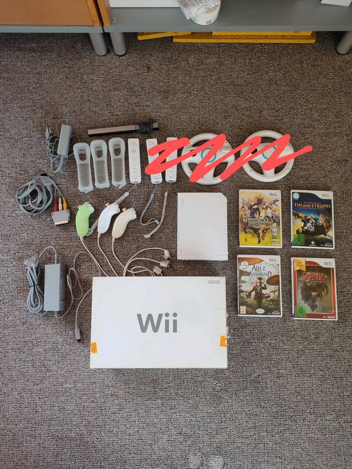 Nintendo Wii mit Zubehör in Bergisch Gladbach