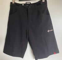 Schwarze Cube Shorts / Fahrradfahrer Gr 40 unisex neuwertig(89€) Nordrhein-Westfalen - Bünde Vorschau