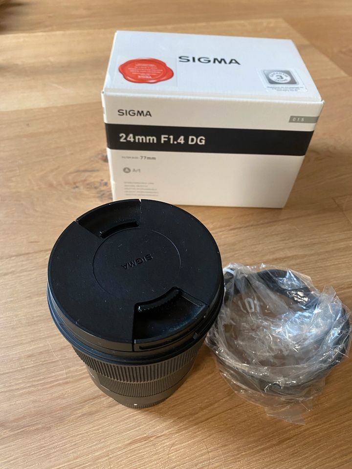 Wie Neu!!! SIGMA 24MM F1,4 DG DN L-MOUNT in Erftstadt