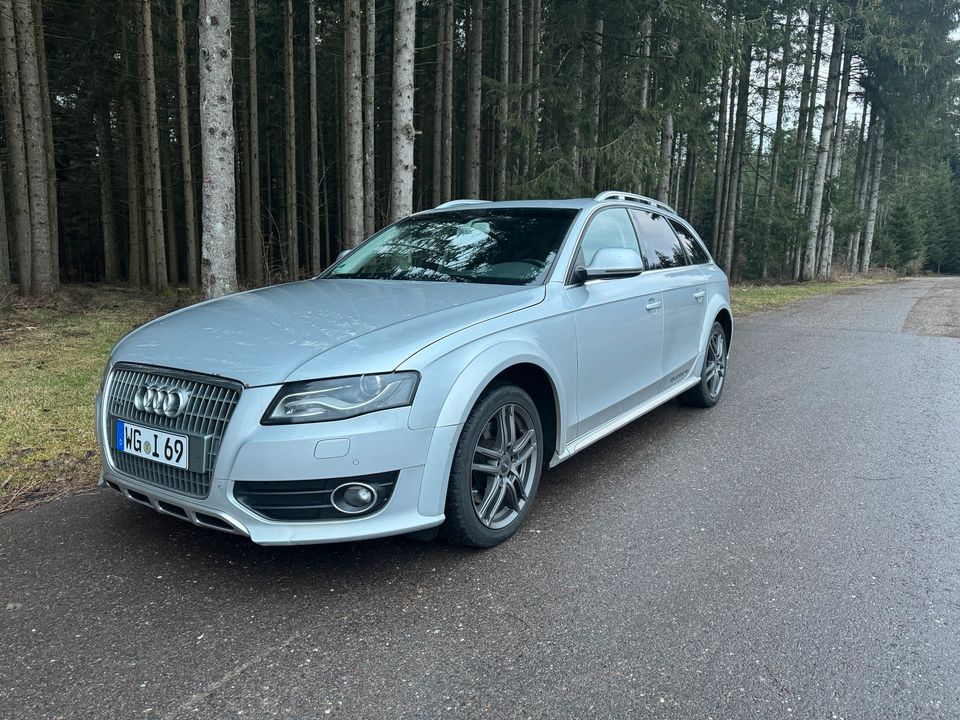 Audi A4 b8 Allroad quattro 3.0 TDI in Bad Waldsee