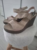 Damen Sandalen Keilabsatz Gr.41 Bayern - Dörfles-Esbach Vorschau