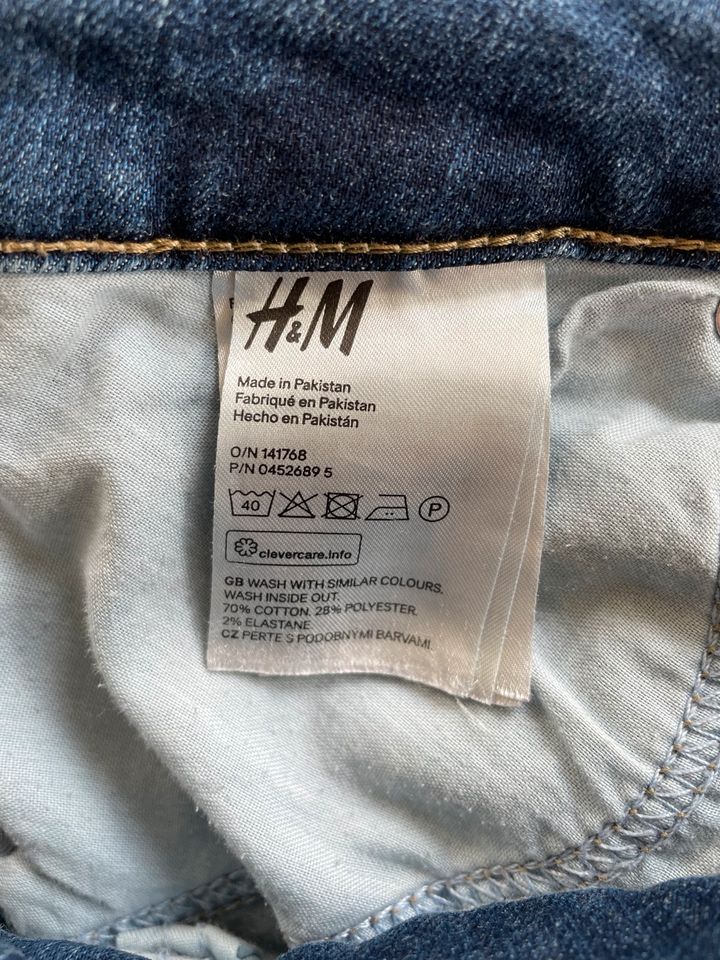 H&M Conscious Damenjeans in Vilsbiburg