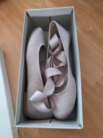 Ballerina, NEU, beige/gold, Satin Dortmund - Innenstadt-West Vorschau