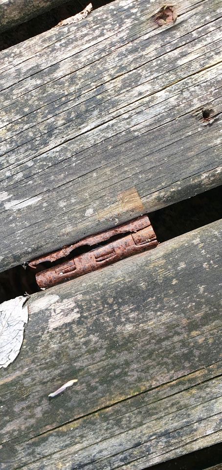 Sandkasten mit Deckel bzw. Sitzbänken in Neuhaus