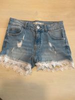 Amisu Jeansshorts Hose Jeans Shorts Gr XS 152 158 Shorts Spitze Schleswig-Holstein - Lübeck Vorschau