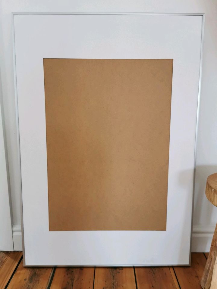 Ikea Bilderrahmen 70x100 cm silber Rahmen ohne Glas u. Bild in  Niedersachsen - Oldenburg | eBay Kleinanzeigen ist jetzt Kleinanzeigen