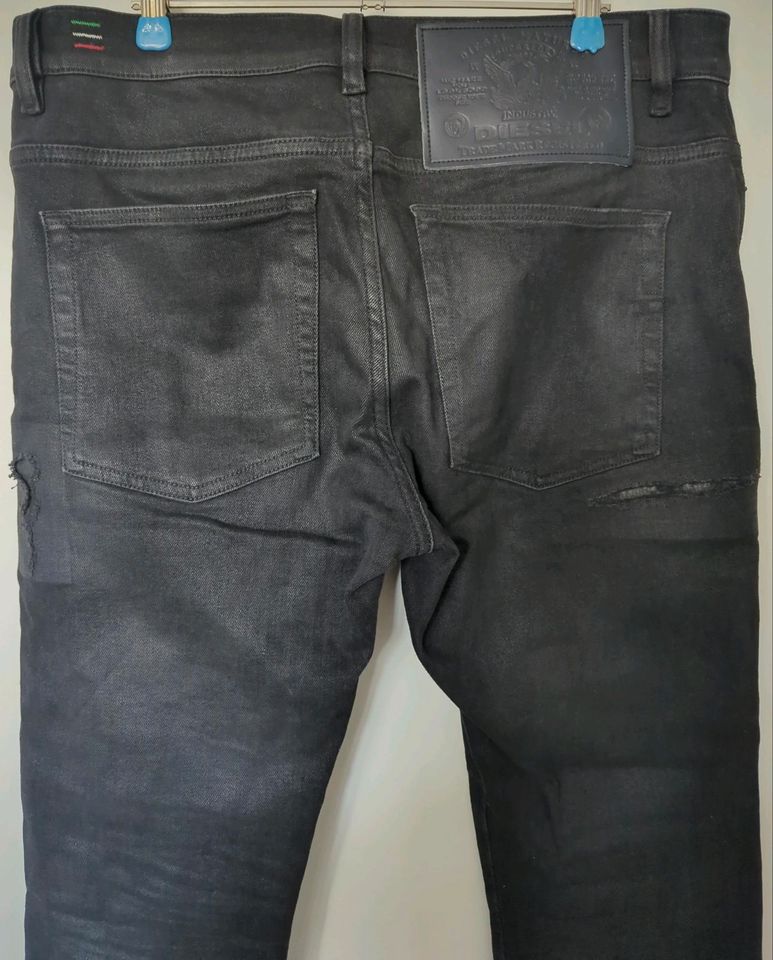 Diesel Industry D-Amny 009PZ Jeans W33 L28 skinny schwarz in Berlin