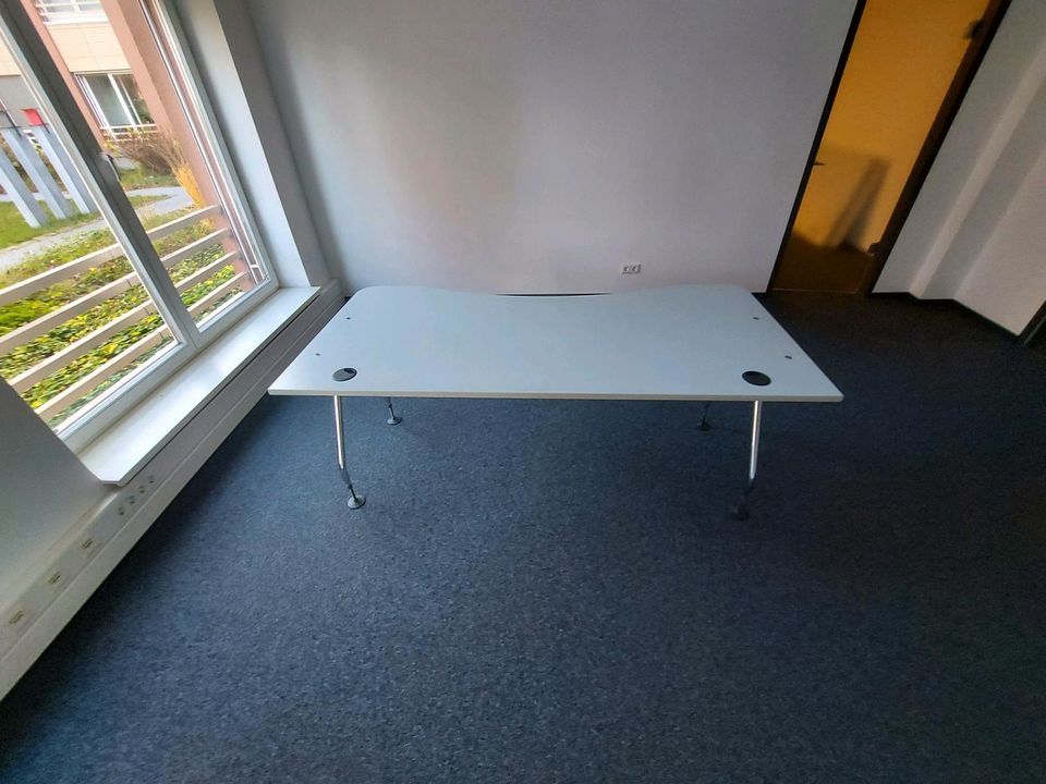 Vitra Ad Hoc,Tisch, Schreibtisch, Bürotisch, Arbeitstisch in Dortmund