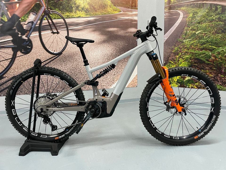 Focus SAM2 6.0 - 750 Watt - Ebike Fully Mountainbike - neuwertig - ( 3 km ) - 2024 - Gr. M - 29" - UVP 8.699 € in Parkstetten