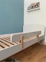FLEXA Dots Kinderbett 90x200 weiß massiv Holz Lattenrost NP349€ Berlin - Dahlem Vorschau