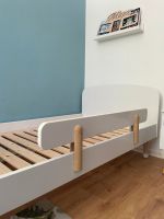 Flexa Kinderbett 90x200 weiß Holz Lattenrost NP349€ Berlin - Dahlem Vorschau