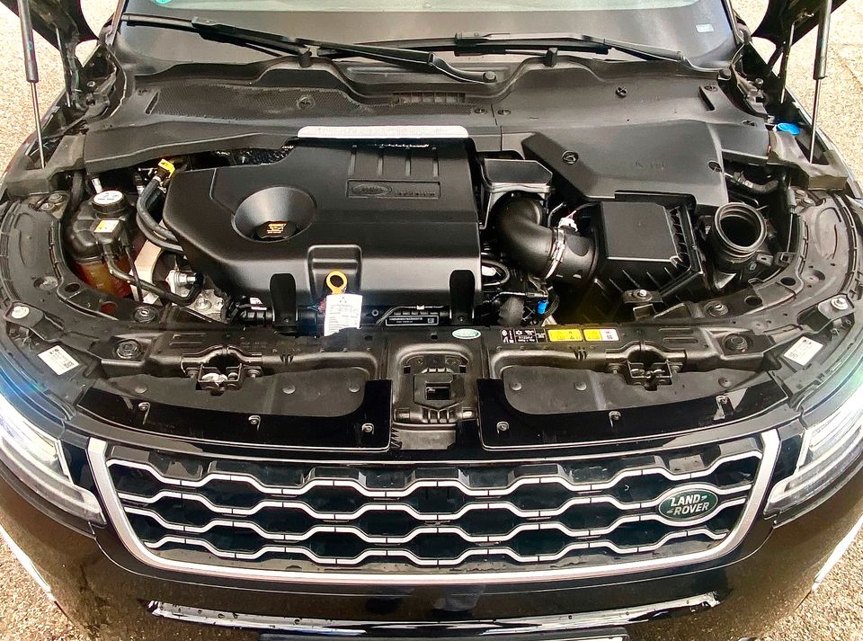 Range Rover Evoque R-Dynamic SE L551 Automatik Virtuell AHK in Stuttgart