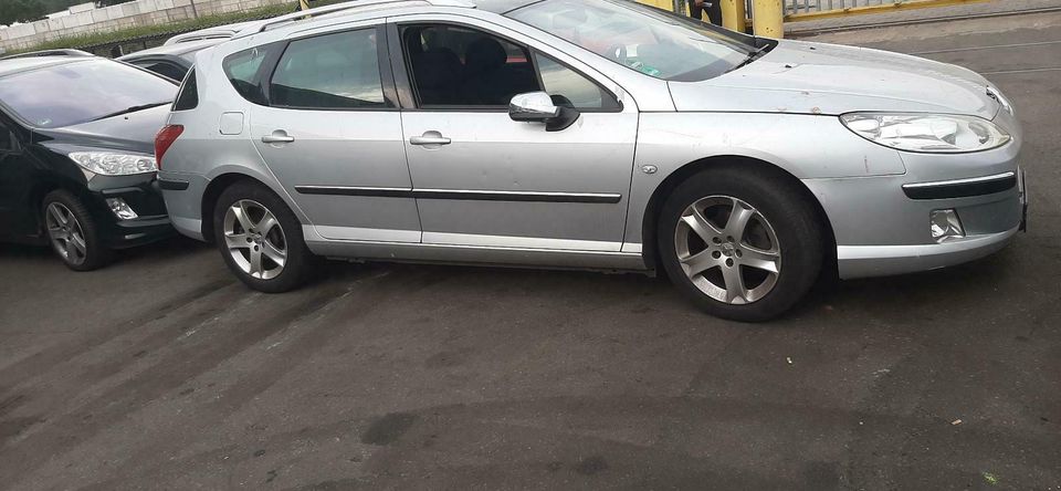 Peugeot  407 /2,0 diesel / 100 KW/ schlachtfest  Teile ab 10€ in Bremen