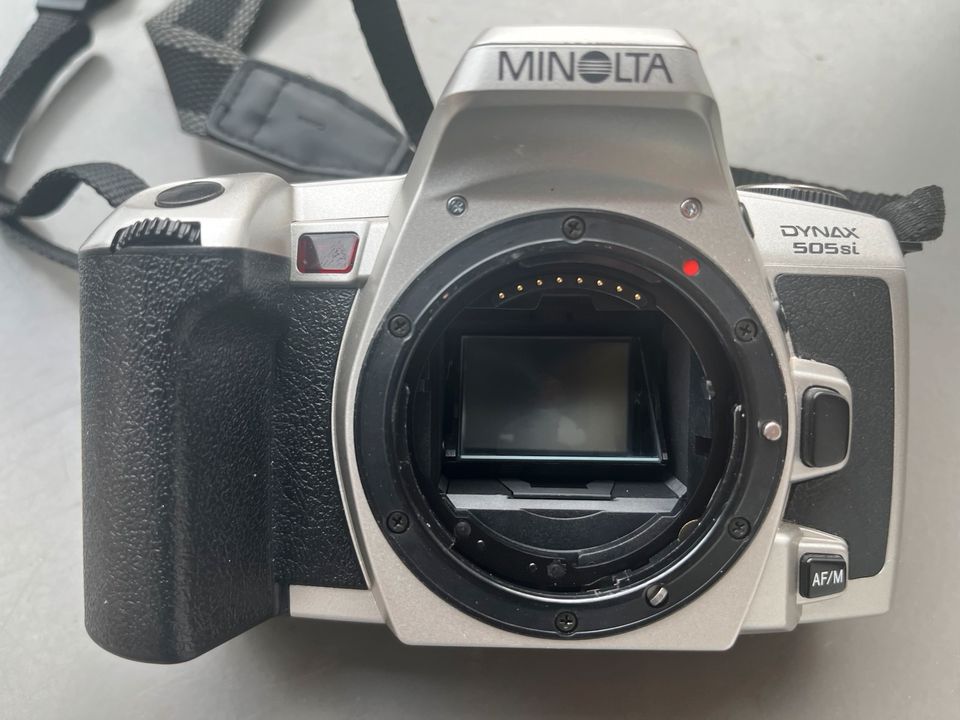Minolta Dynax 505si mit Zoom in Mühlheim am Main