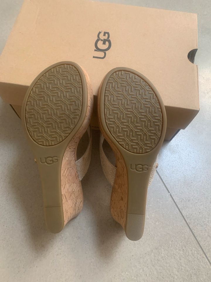 UGG Sandalen wedges, 37,  neu, ungetragen, NP 299 in München