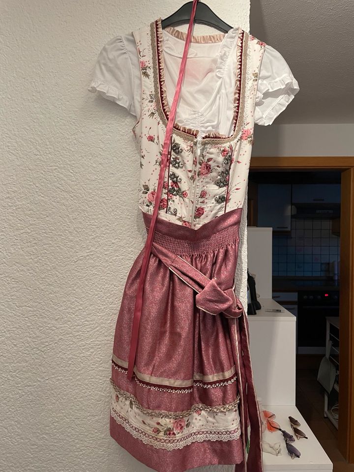 Krüger Dirndl mit Bluse Gr. 34 in Rheinfelden (Baden)