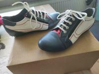 Damen Sneaker Tommy Hilfiger Gr 38 NEU seitl RV Hannover - Ricklingen Vorschau