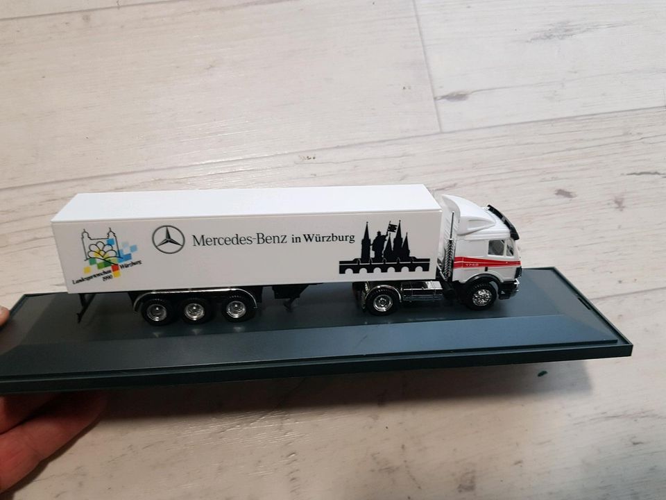 Herpa 1:87 Mercedes SK 1748 Koffersattelzug "Würzburg" in Rhönblick