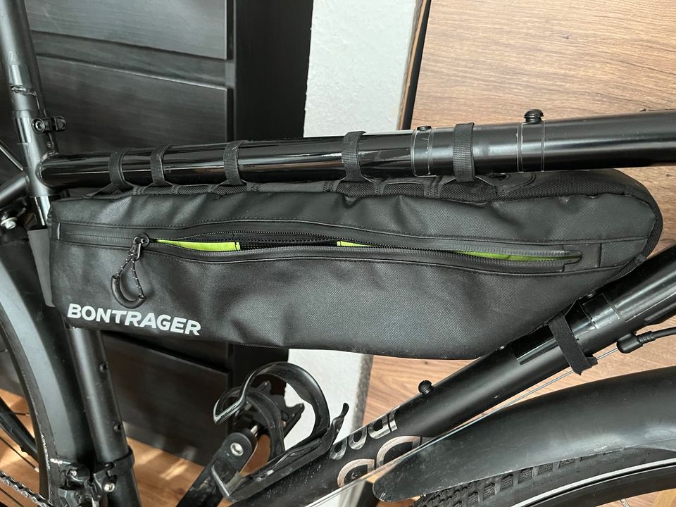 Bontrager Adventure Boss Frame Bag klein 1,7L Rahmentasche in Potsdam
