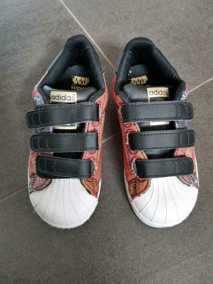 Adidas Allstars Kinder Sneakers von Star Wars, Größe 28,Skywalker in Bietigheim