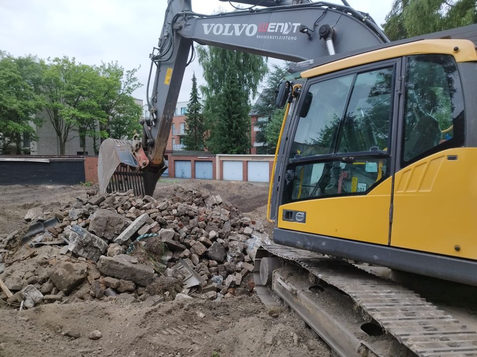 Erdarbeiten / Pflasterarbeiten / Transport in Nordwestuckermark