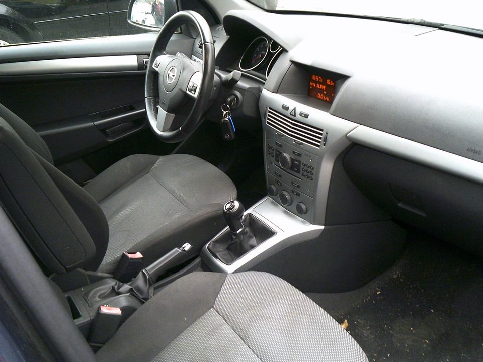 OPEL ASTRA 1,4 in Rietberg