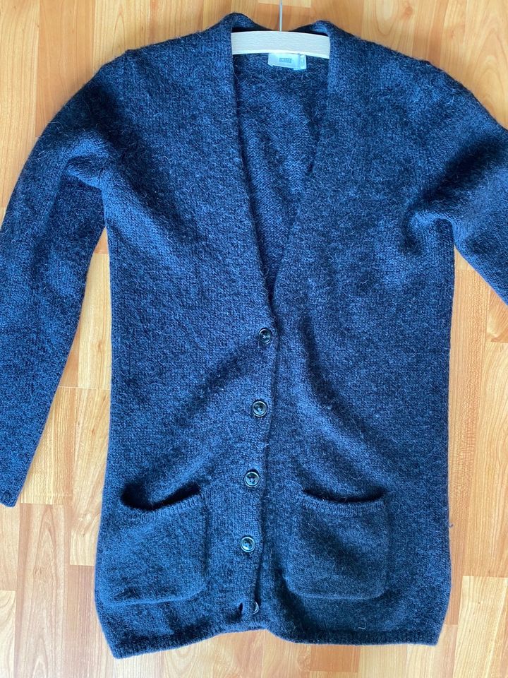 Closed Cardigan Gr.XS in Ritterhude