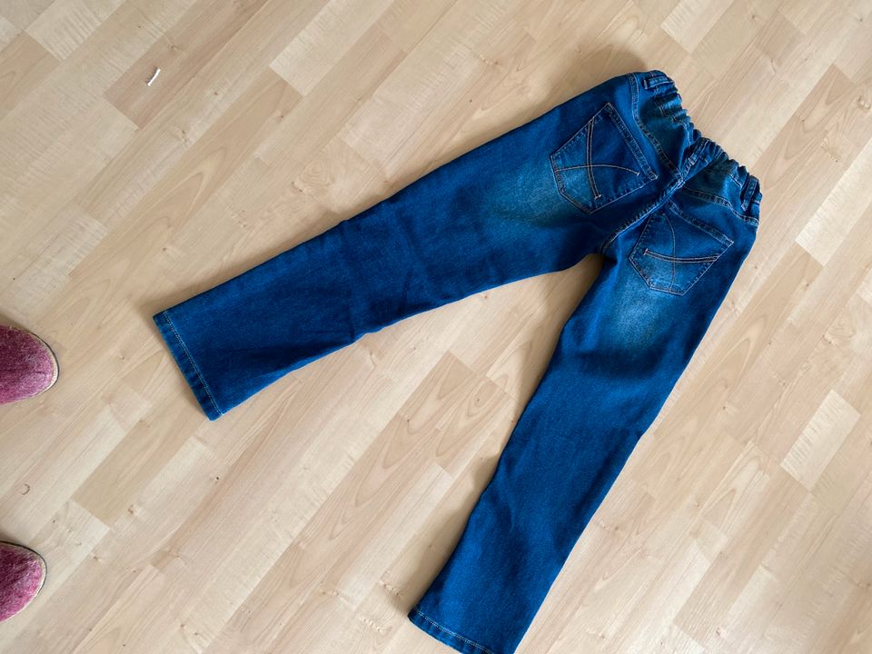 Jungen Jeans blau 146 neu in Moers