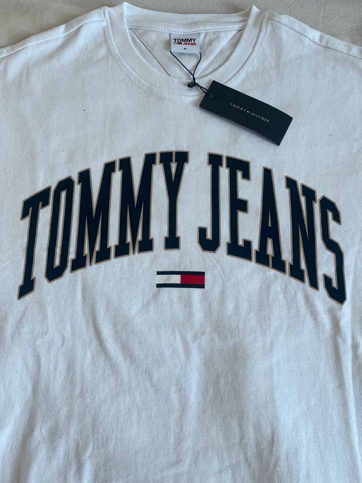 Tommy Jeans Herren T-Shirt Weiß Gr.M Neu mit Etikett in Wiesbaden