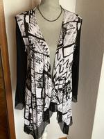 T-Shirt-Jacke von Laura Kent in Größe 42 Hessen - Griesheim Vorschau