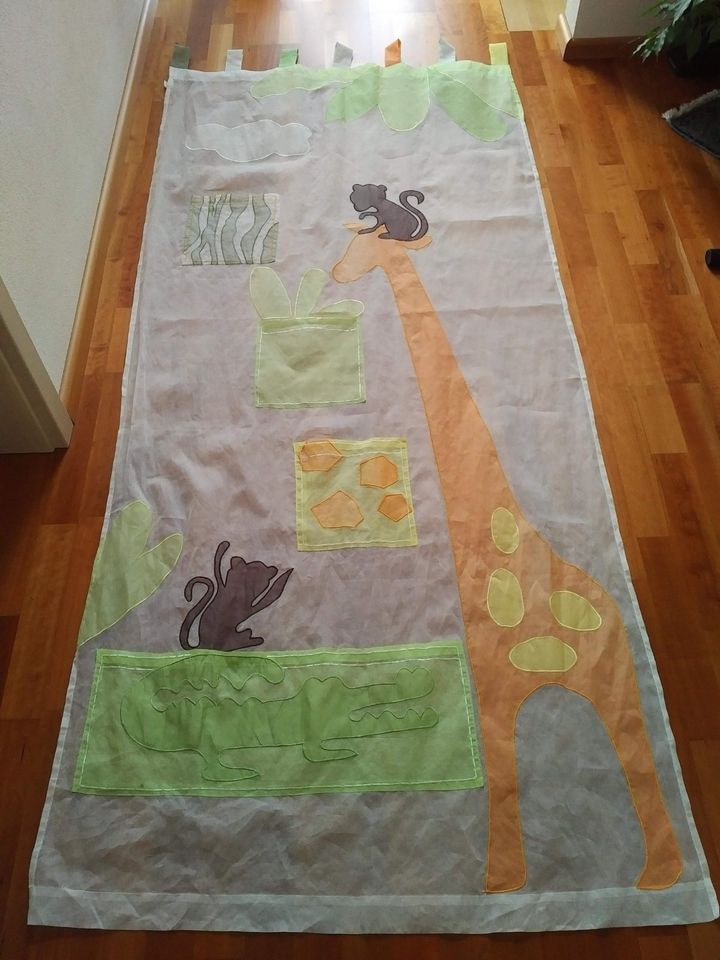 Kinderzimmer Teppich Vorhang Deko Dschungel "Savanne" vertbaudet in Burggen