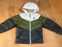 NIKE Winterjacke Steppjacke 137-147/M (146/152/158) Nordrhein-Westfalen - Jülich Vorschau