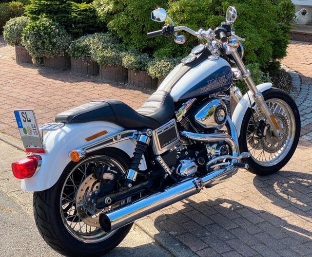 Harley-Davidson Dyna Low Rider 103 in Wees