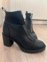 Stiefelette ONLY Shoes 6cm mit Profil Größe 41 Leipzig - Probstheida Vorschau