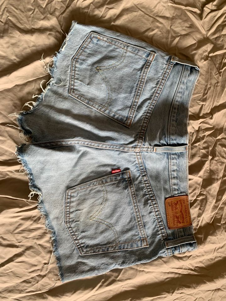 Levi’s short 30 in Röthenbach