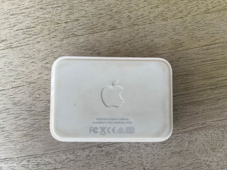 Apple Universal Dock, Model No. A1505 in Mölln