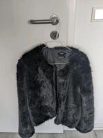 Elegante Jacke Bershka Gr. M Nordrhein-Westfalen - Neuss Vorschau