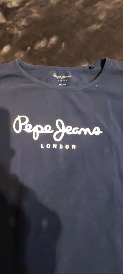 Pepe Jeans Sweatshirts Gr 182 wie Neu je 12€VB in Wolfsburg