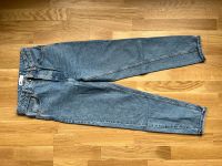 Zara Mom Jeans High Waist Gr. 34 straight leg Frankfurt am Main - Westend Vorschau