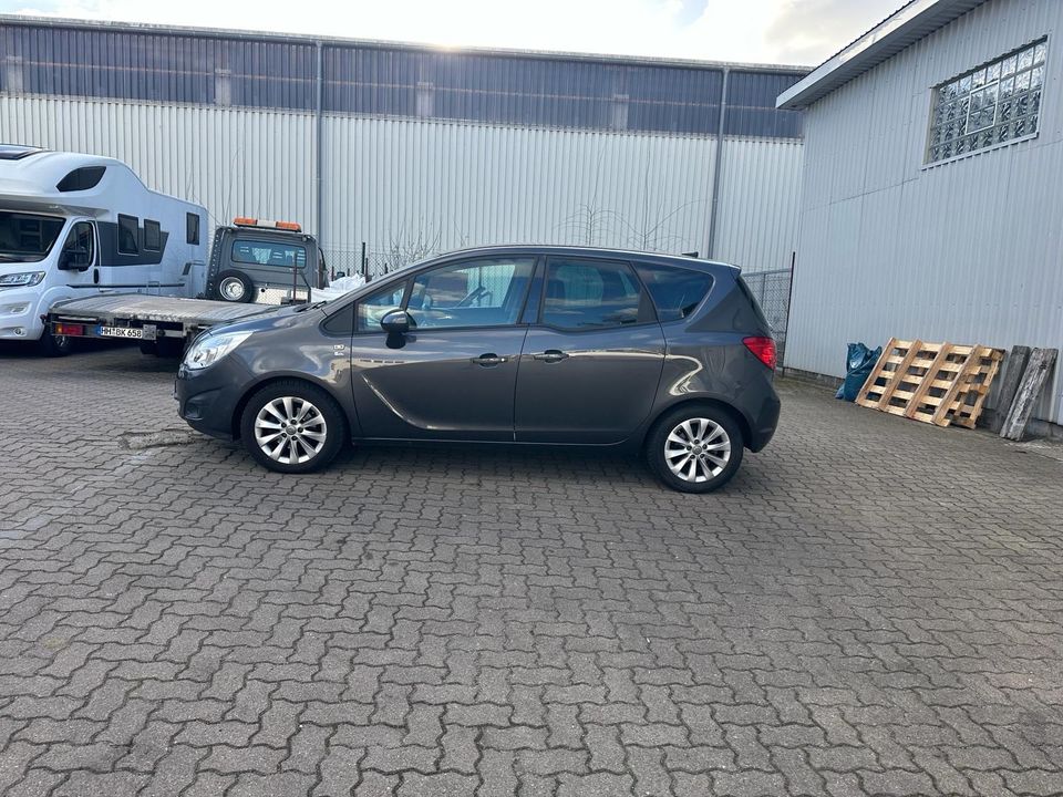 Opel Meriva 1.4 in Ellerbek