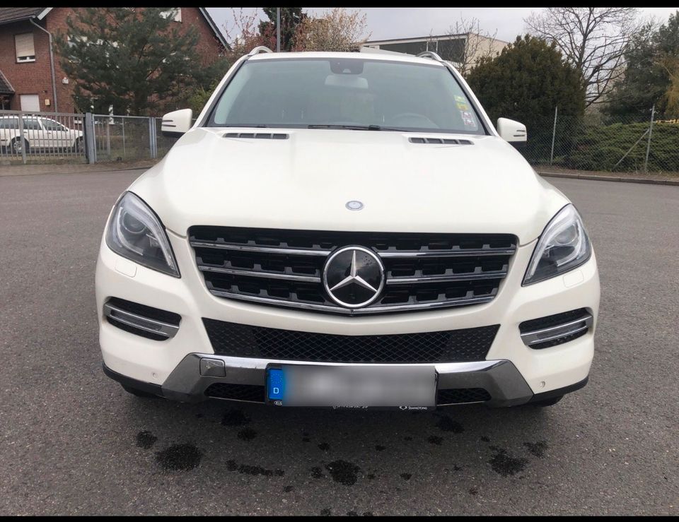 Mercedes Benz ML 350 CDI VOLLAUSSTATTUNG Standheizung in Dormagen