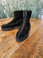 Moderne Wildleder-Stiefel mit Reißverschlüssen in Schwarz Wandsbek - Hamburg Bramfeld Vorschau