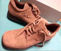 39 Größe Mexx Damen Wildleder Schuhe, Plateau Sohle, ungetragen Berlin - Neukölln Vorschau