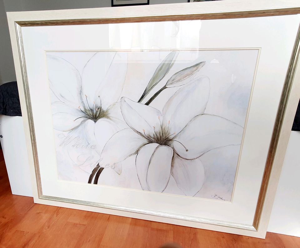 White Lilies von Heidi Gerstner/ Wandbild in Grafschaft