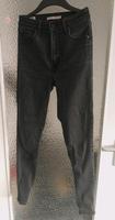 schmale Jeans von Levis Gr. 36 Nordrhein-Westfalen - Alsdorf Vorschau