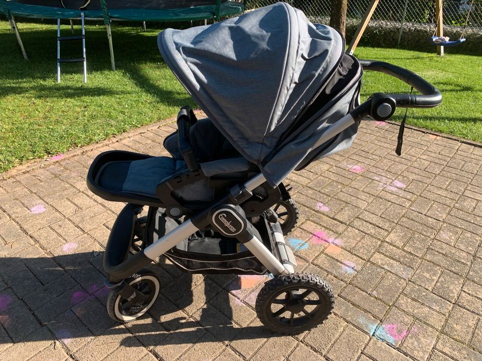 Emmaljunga nxt90 Kinderwagen grau/ice blue in Königslutter am Elm