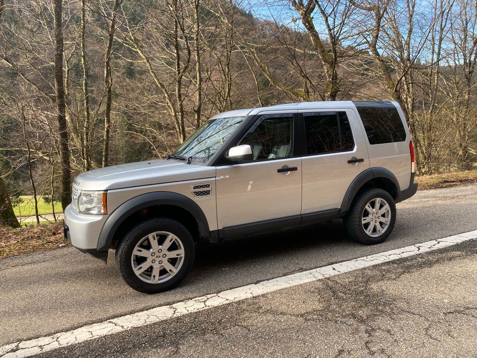Land Rover Discovery 4 in Bad Herrenalb