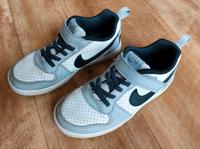 Nike Sneaker Schuhe Gr. 31,5 Brandenburg - Geltow Vorschau